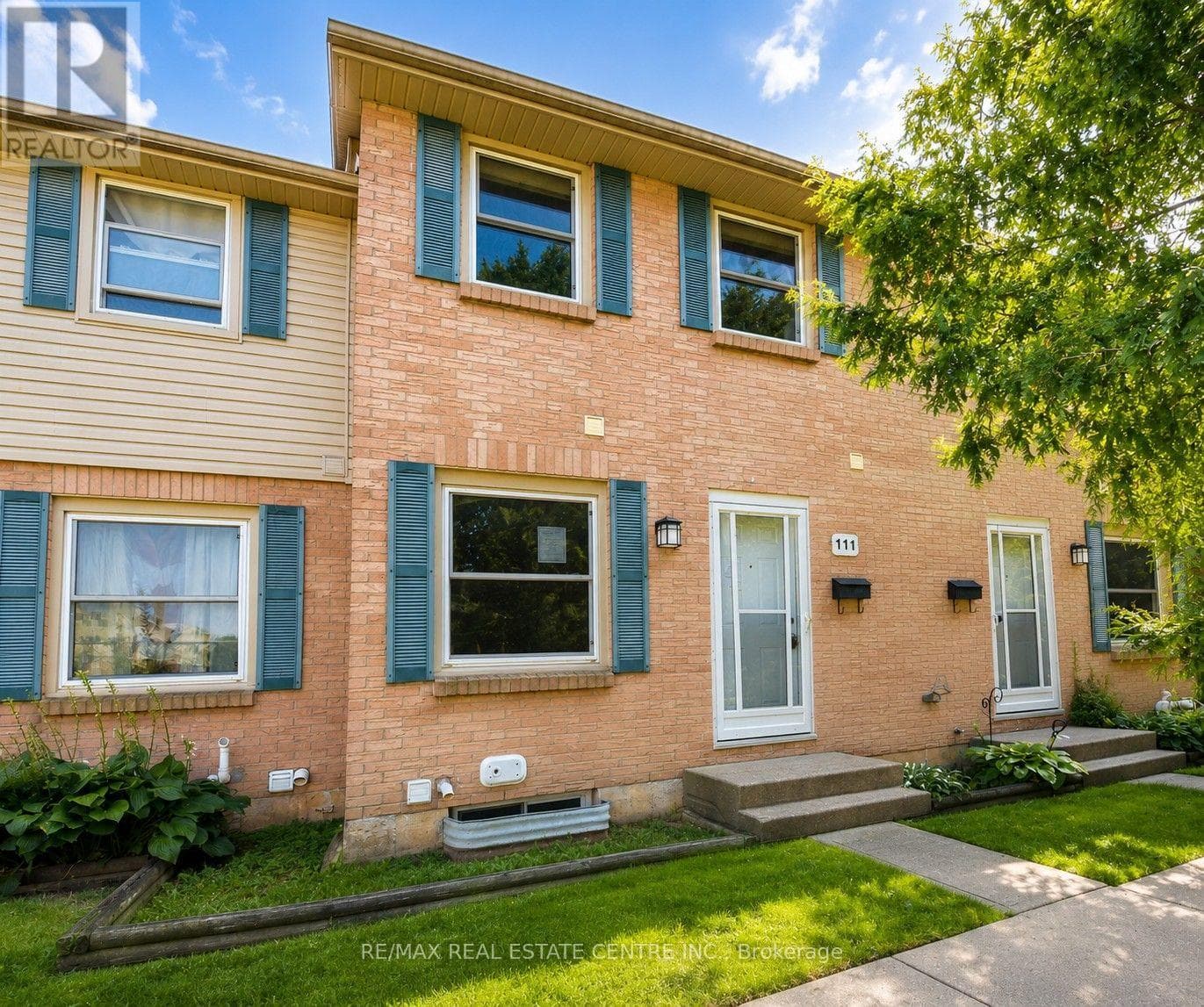 111- 1247 Huron Street