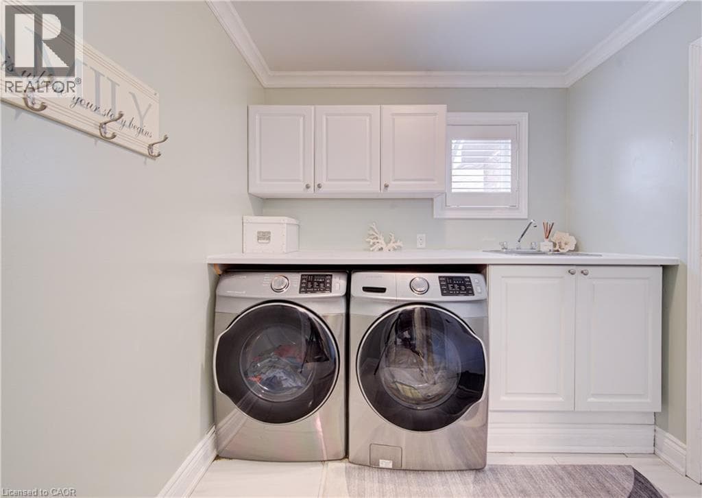 Single Family at 7 STOCK Court, Cambridge, Ontario - Photo 9 - RE/MAX Garden City Realty