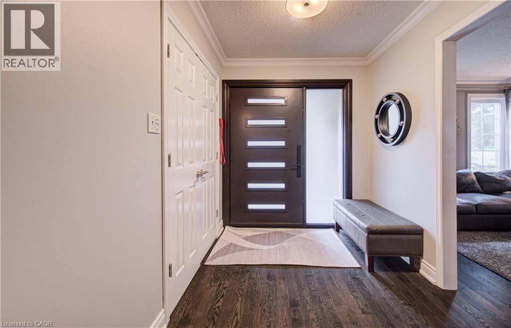 Single Family at 7 STOCK Court, Cambridge, Ontario - Photo 4 - RE/MAX Garden City Realty