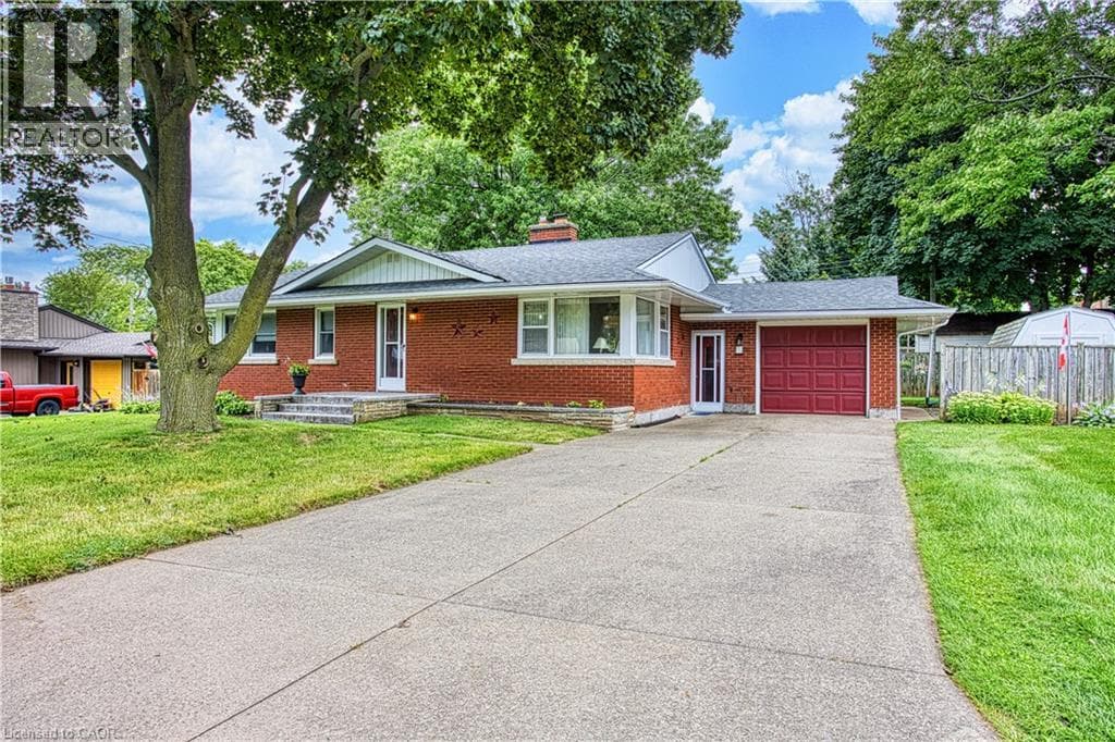 6 CHERRYWOOD Avenue