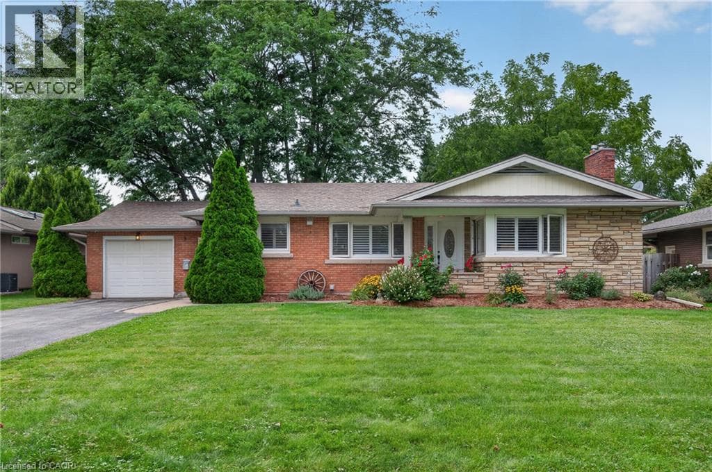 9 STRATHEARN Avenue