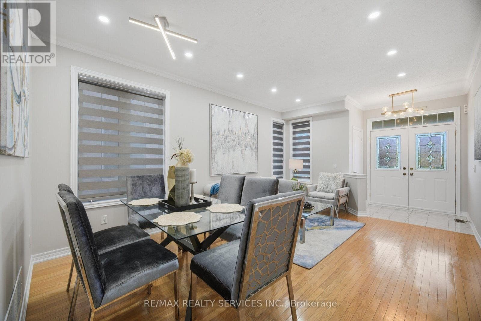 Single Family at 424 Sunny Meadow Boulevard, Brampton (Sandringham-Wellington), Ontario - Photo 10 - RE/MAX Garden City Realty