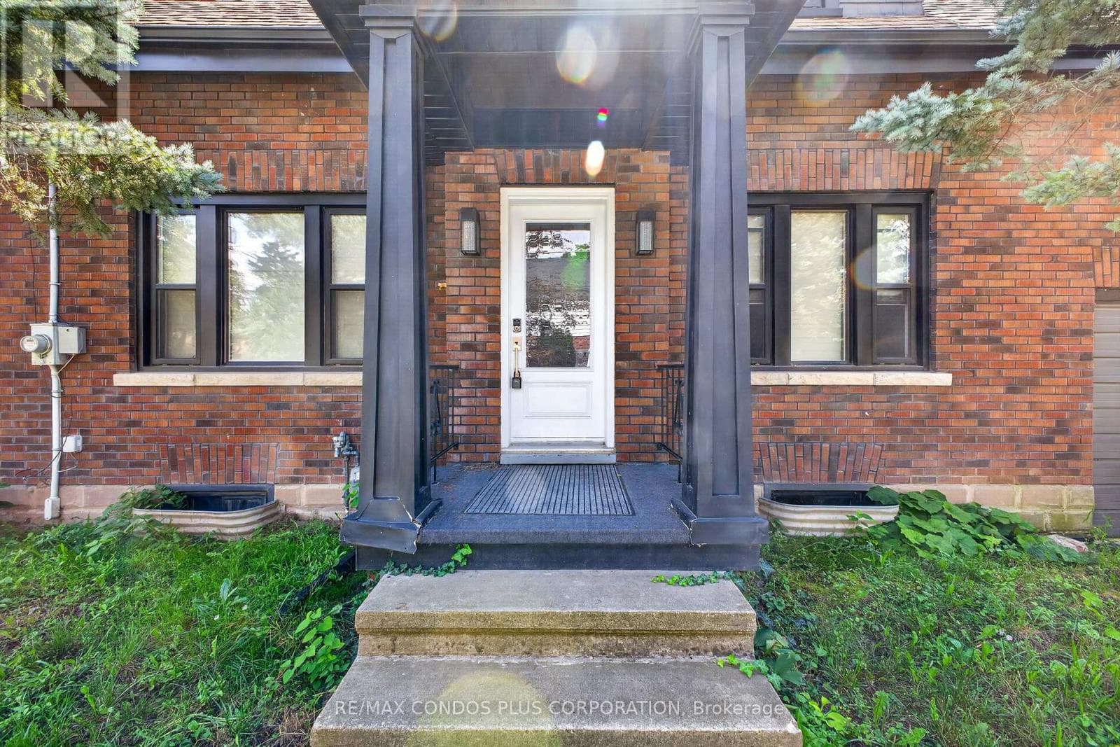 Single Family at 5983 CORWIN Avenue, Niagara Falls (Dorchester), Ontario - Photo 8 - RE/MAX Garden City Realty