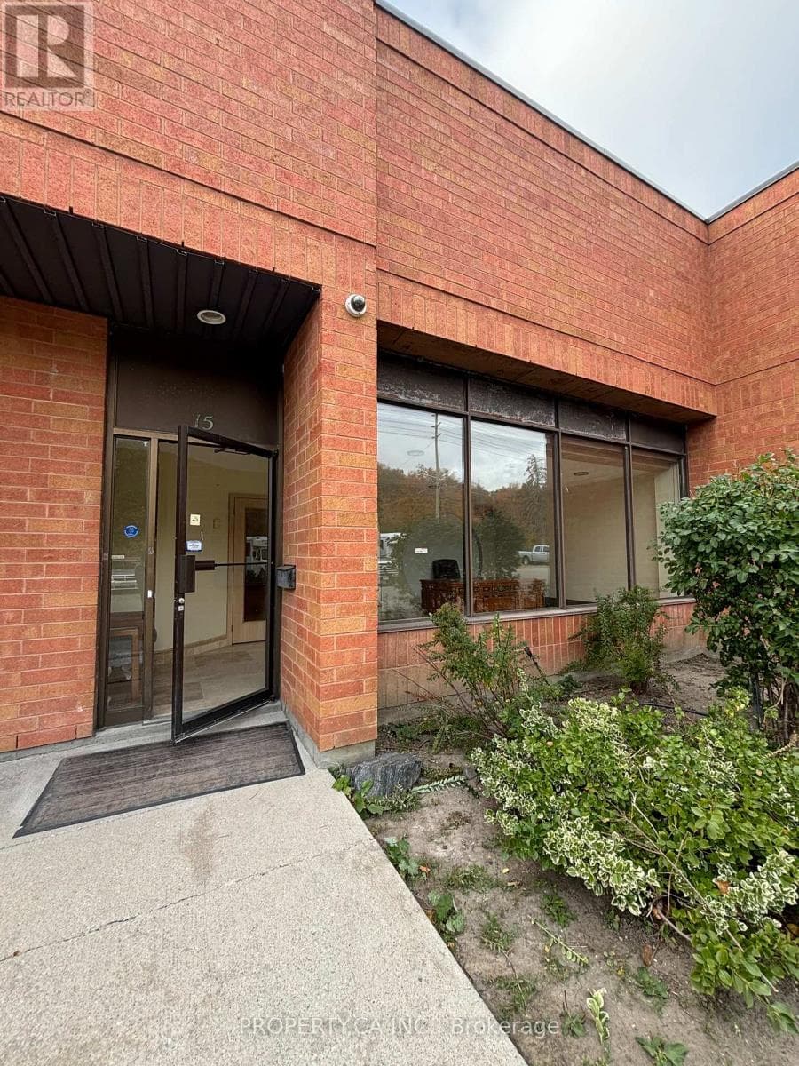 15- 109 Fernstaff Court
