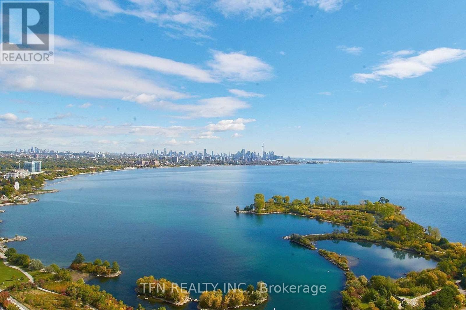 Single Family at 3406- 20 Shorebreeze Drive, Toronto (Mimico), Ontario - Photo 10 - RE/MAX Garden City Realty