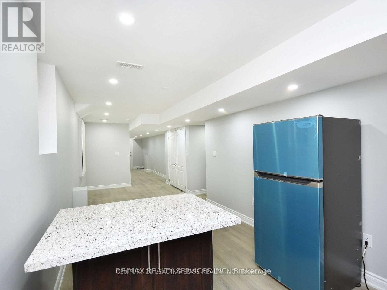Single Family at 13 Frampton Road, Brampton (Northwest Brampton), Ontario - Photo 5 - RE/MAX Garden City Realty