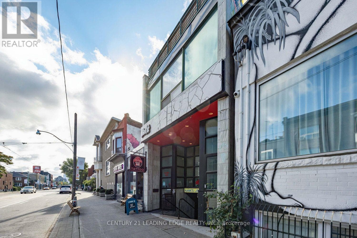 Retail at 1415 Dundas Street, Toronto (Little Portugal), Ontario - Photo 4 - RE/MAX Garden City Realty