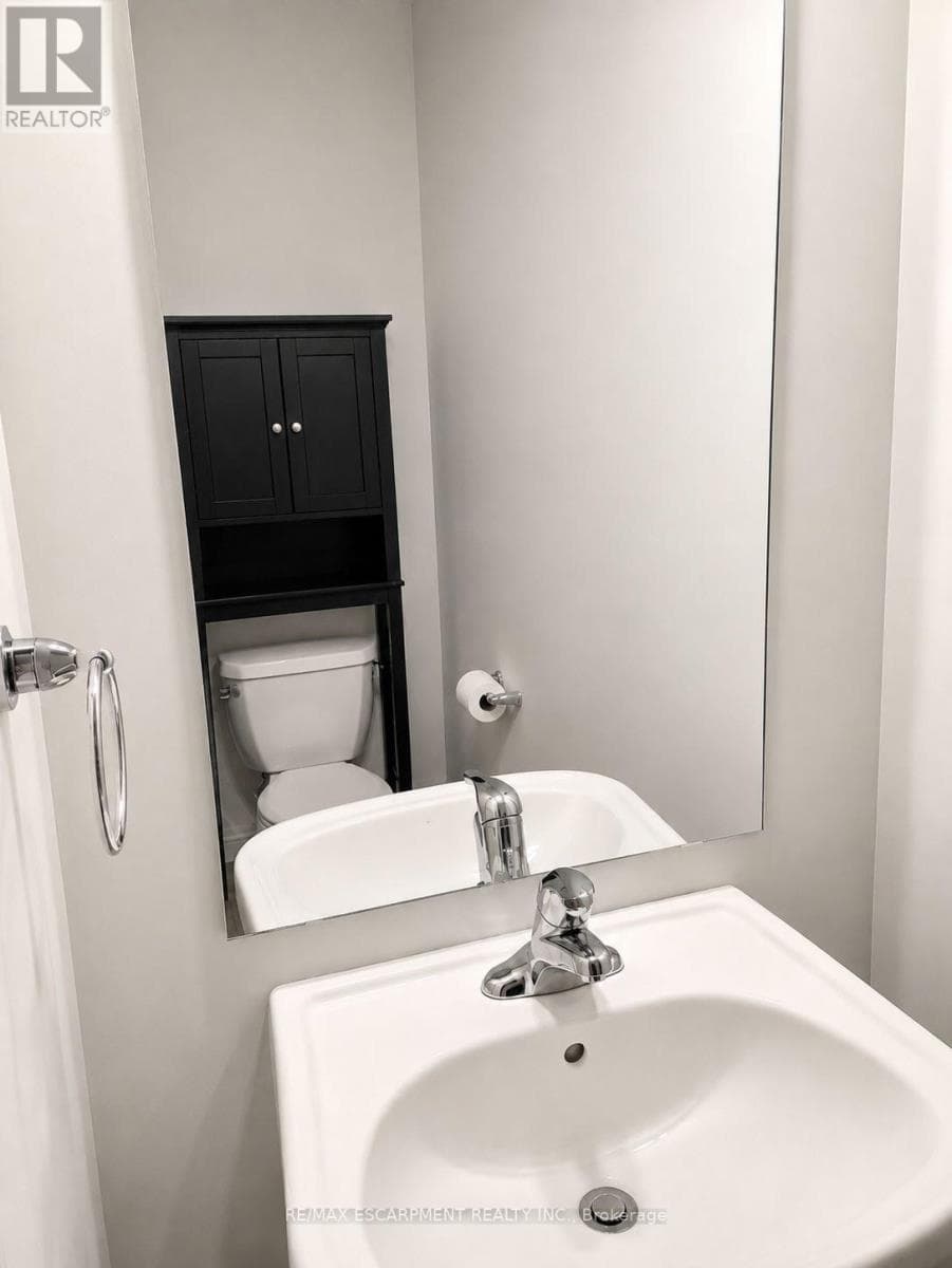 Single Family at 21- 5000 Connor Drive, Lincoln (Beamsville), Ontario - Photo 5 - RE/MAX Garden City Realty