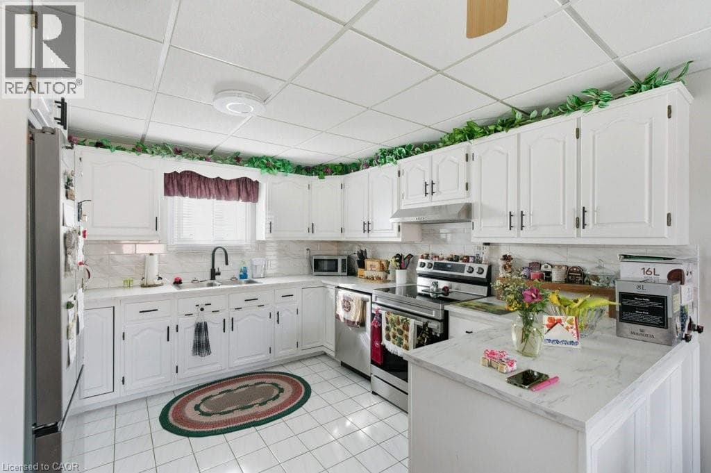 Multi-family at 111 MCALPINE Avenue, Welland, Ontario - Photo 5 - RE/MAX Garden City Realty