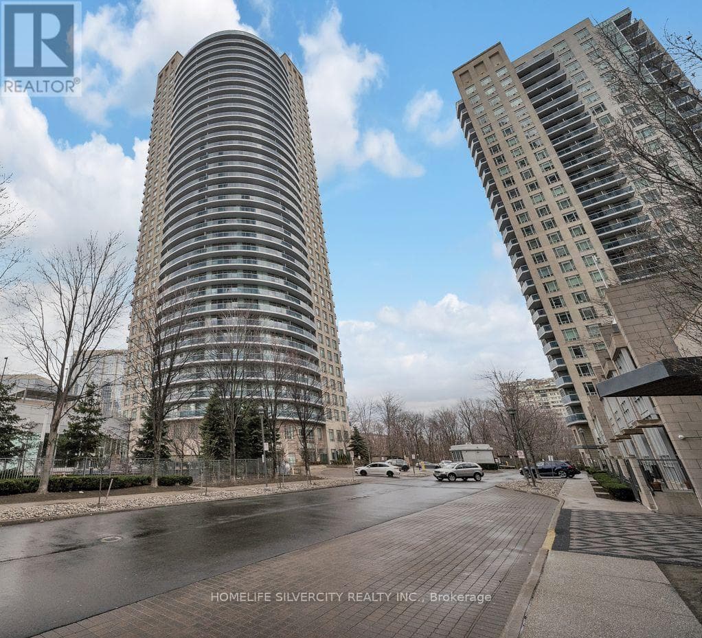2006- 80 Absolute Avenue