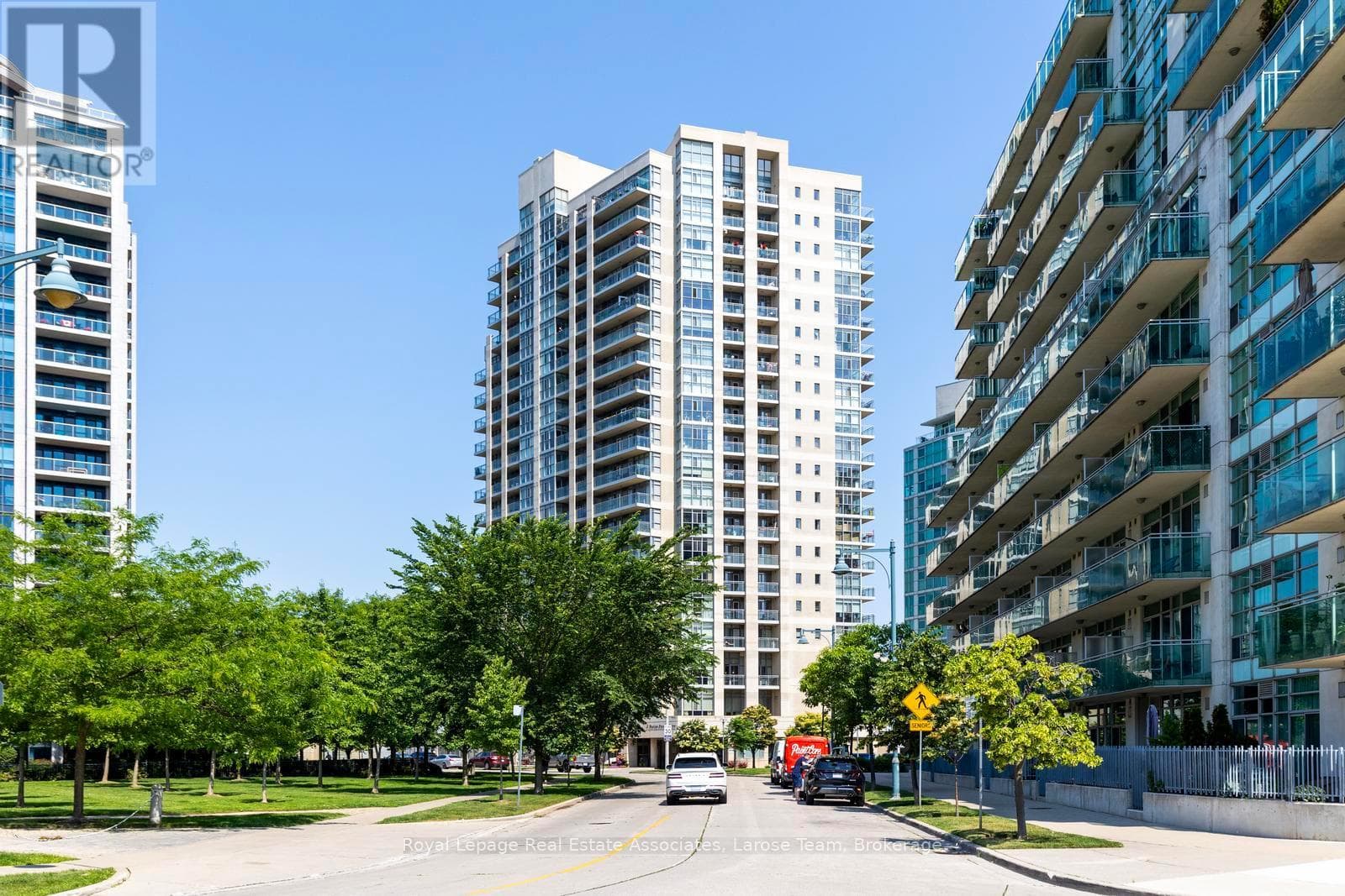 1607- 3 Marine Parade Drive