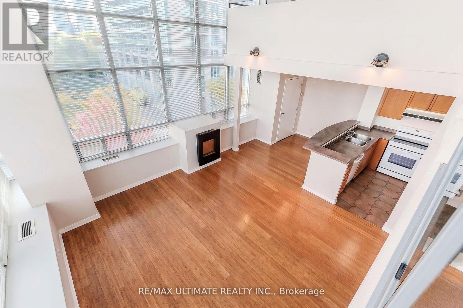 Single Family at 301- 300 Manitoba Street, Toronto (Mimico), Ontario - Photo 7 - RE/MAX Garden City Realty