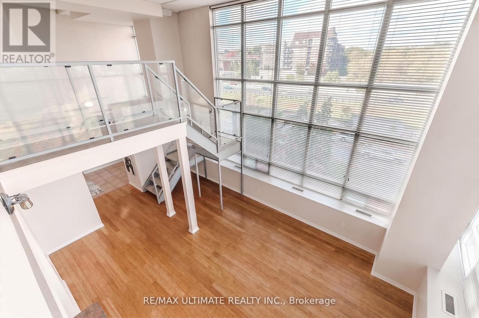 Single Family at 301- 300 Manitoba Street, Toronto (Mimico), Ontario - Photo 9 - RE/MAX Garden City Realty