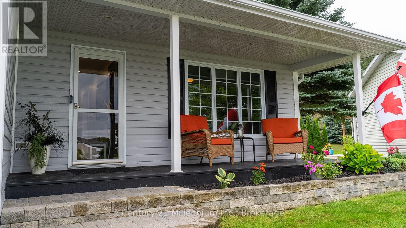 Single Family at 12 Illinois Crescent, Wasaga Beach, Ontario - Photo 2 - RE/MAX Garden City Realty