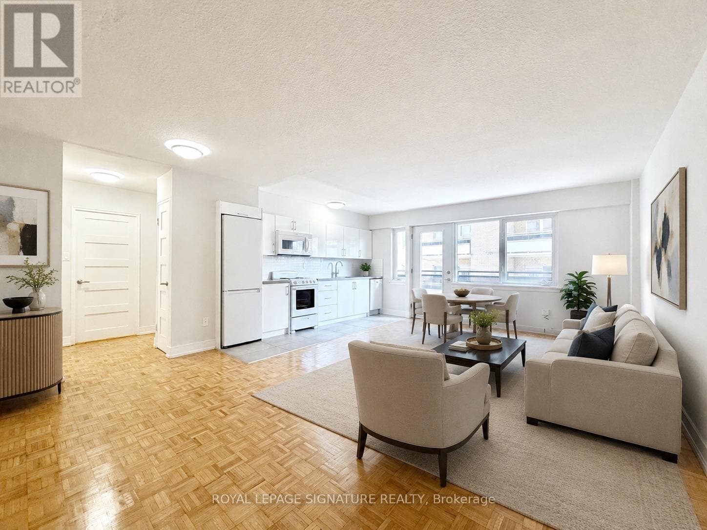 307- 95 Lawton Boulevard