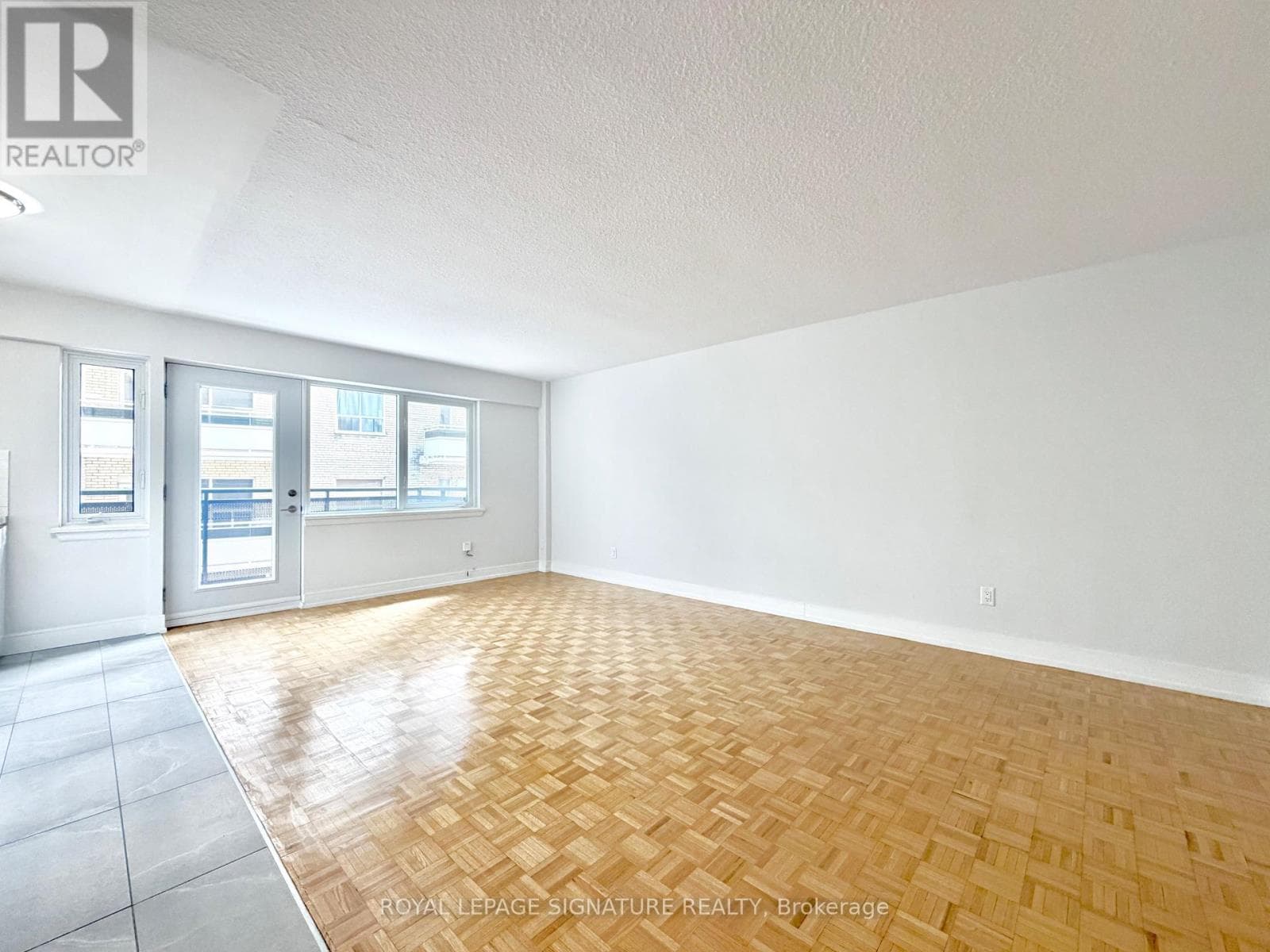 Single Family at 307- 95 Lawton Boulevard, Toronto (Yonge-St. Clair), Ontario - Photo 6 - RE/MAX Garden City Realty