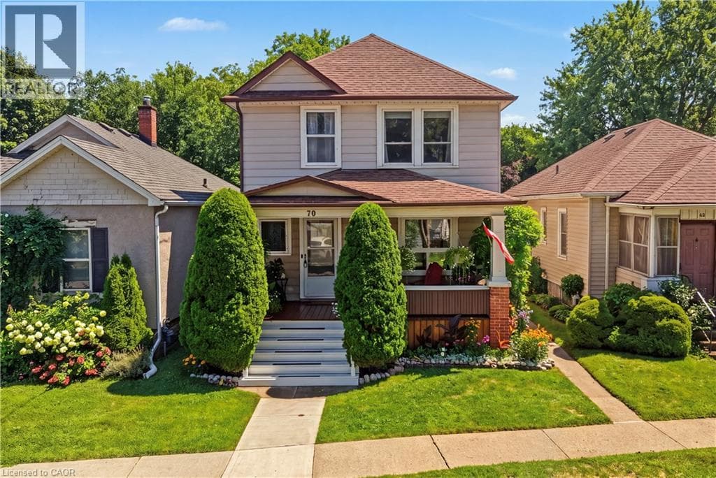 70 WOODLAND Avenue