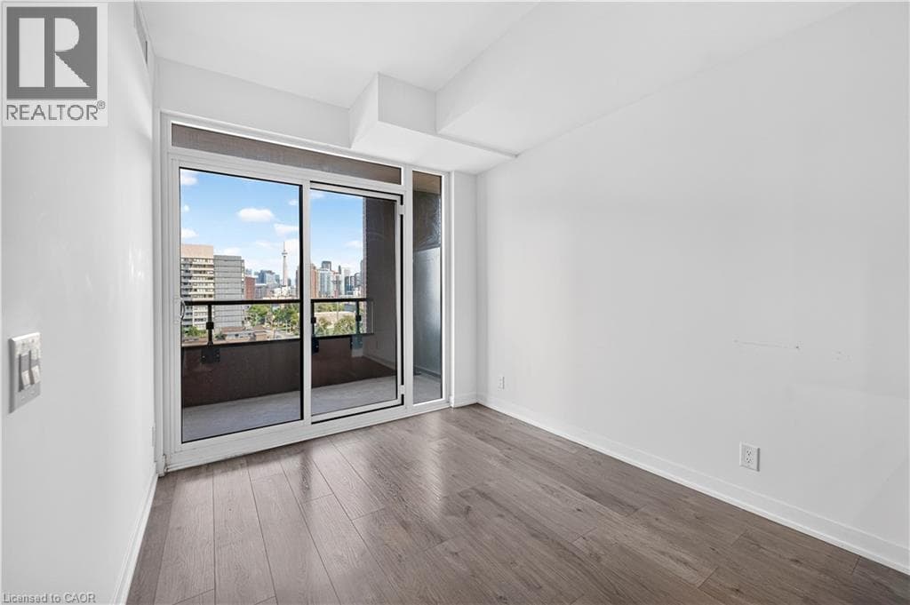 Single Family at 609- 285 DUFFERIN ST W/S Street, Toronto, Ontario - Photo 9 - RE/MAX Garden City Realty