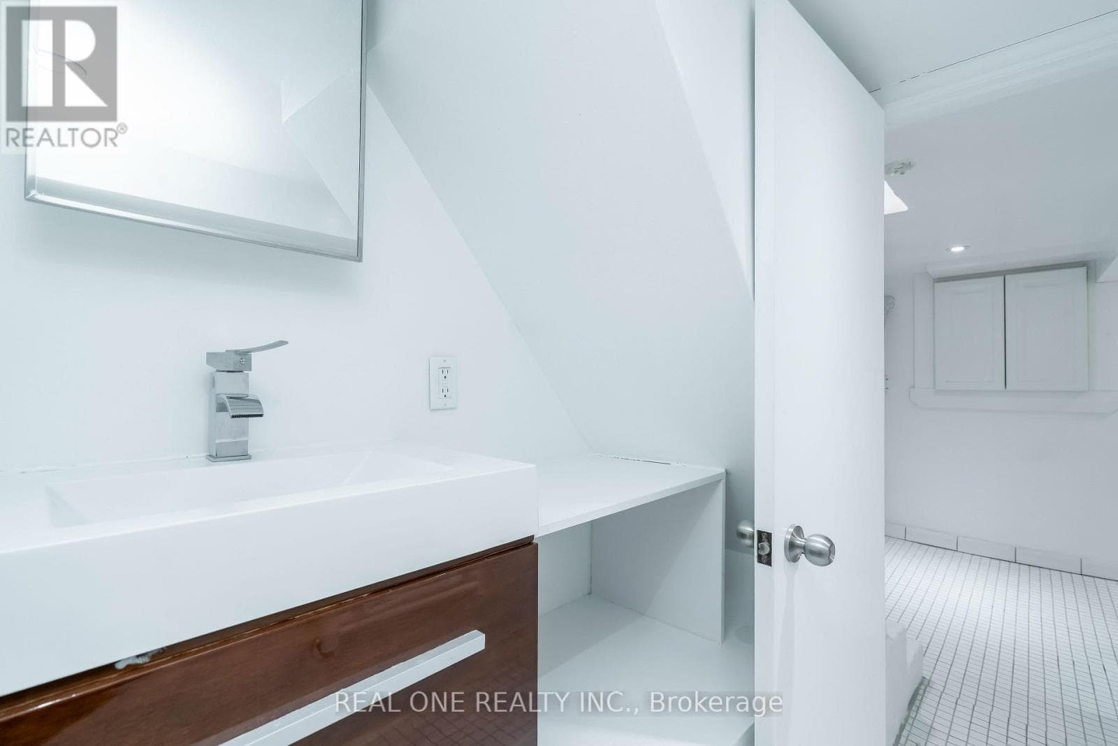Single Family at , , ON - Photo 10 - RE/MAX Garden City Realty