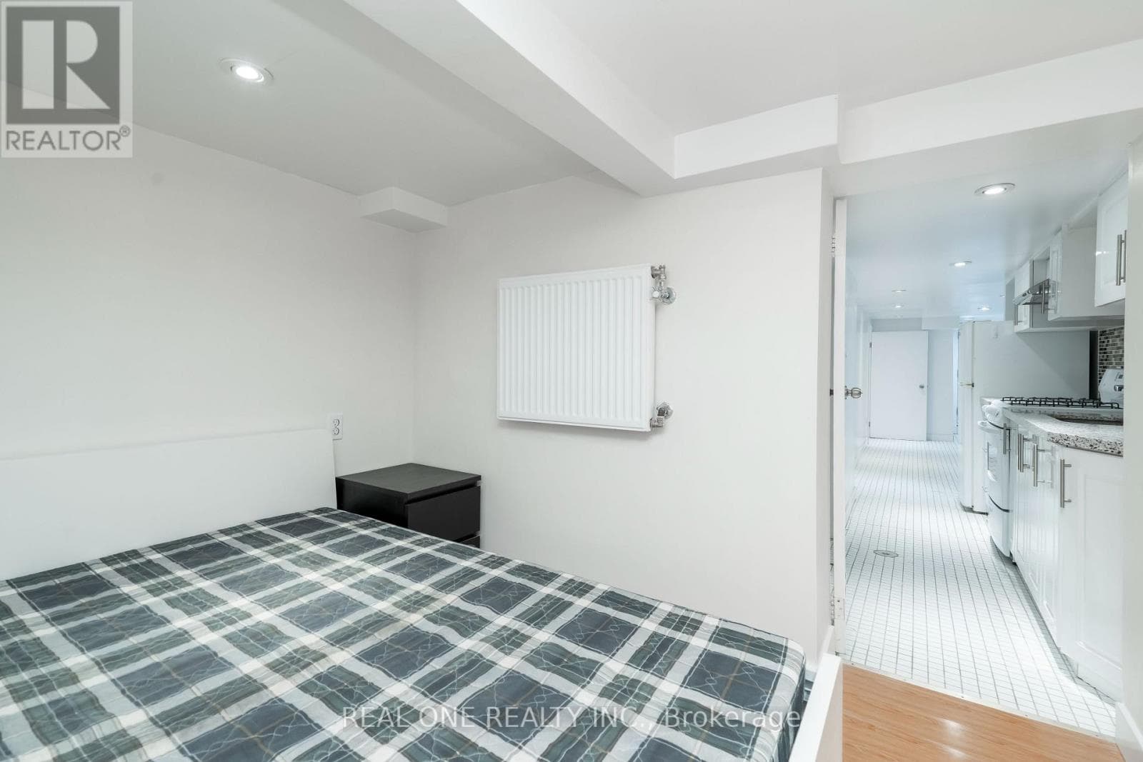 Single Family at , , ON - Photo 4 - RE/MAX Garden City Realty