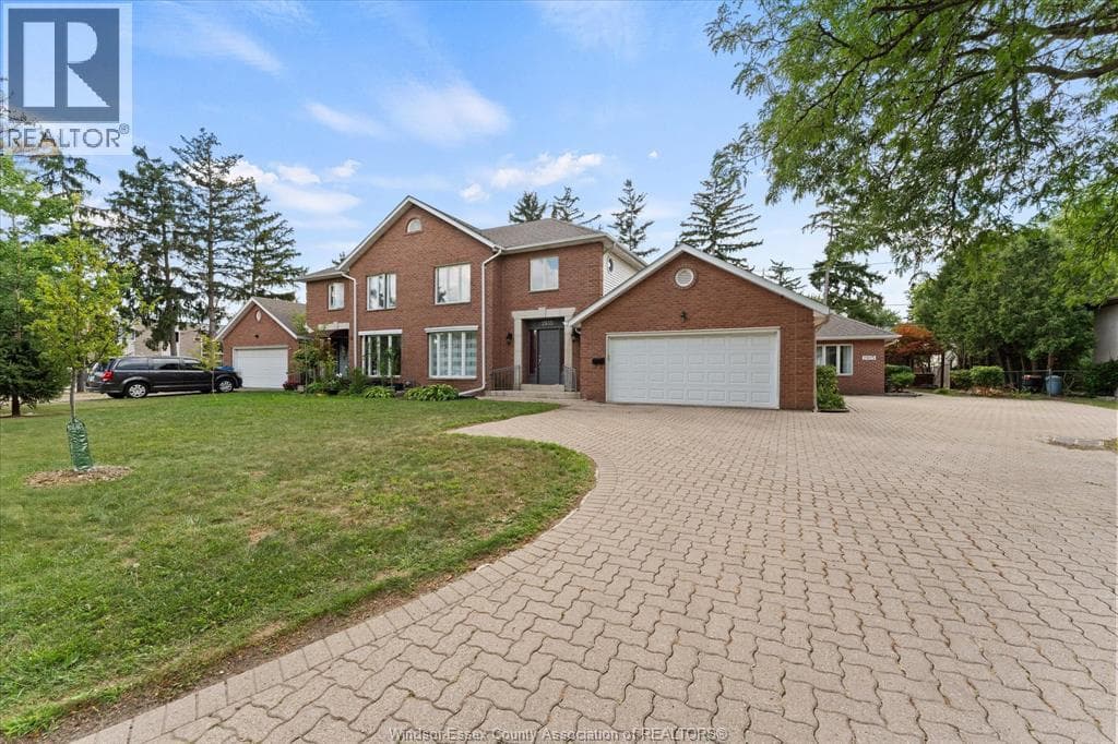 Single Family at 2- 2935 MCKAY Avenue, Windsor, Ontario - Photo 3 - RE/MAX Garden City Realty