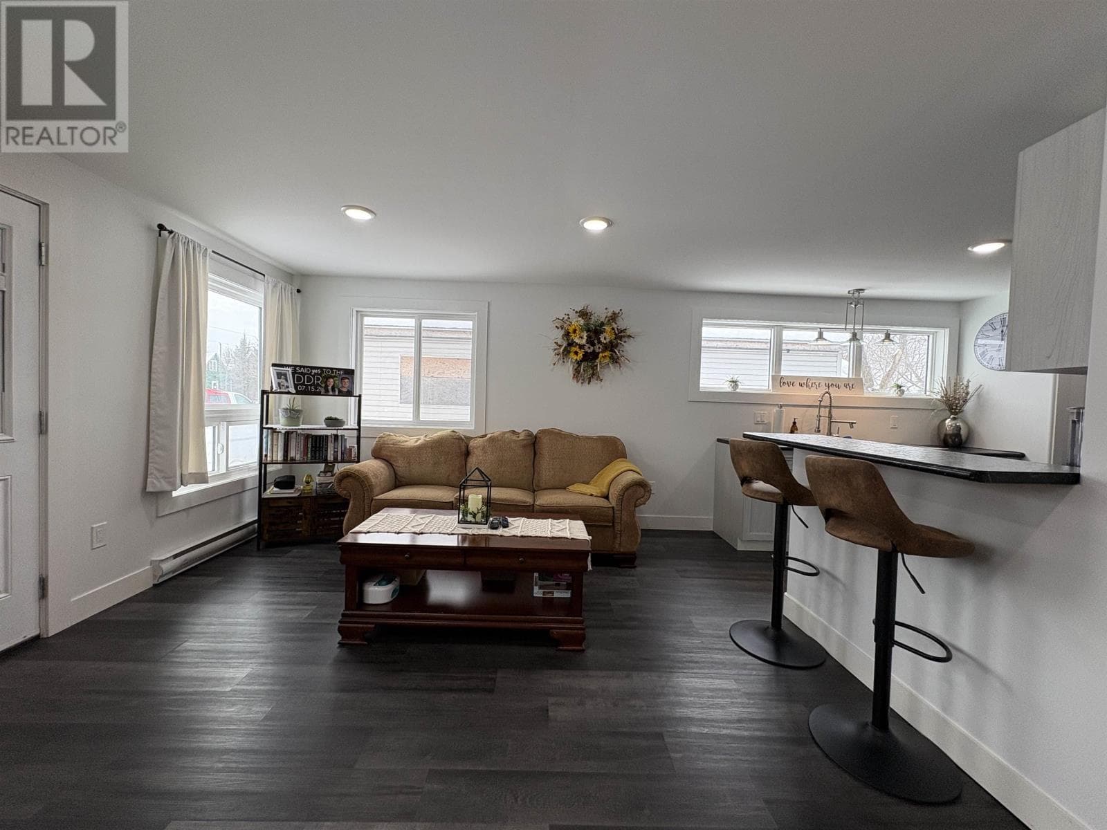 Single Family at , Fort Frances, Ontario - Photo 6 - RE/MAX Garden City Realty