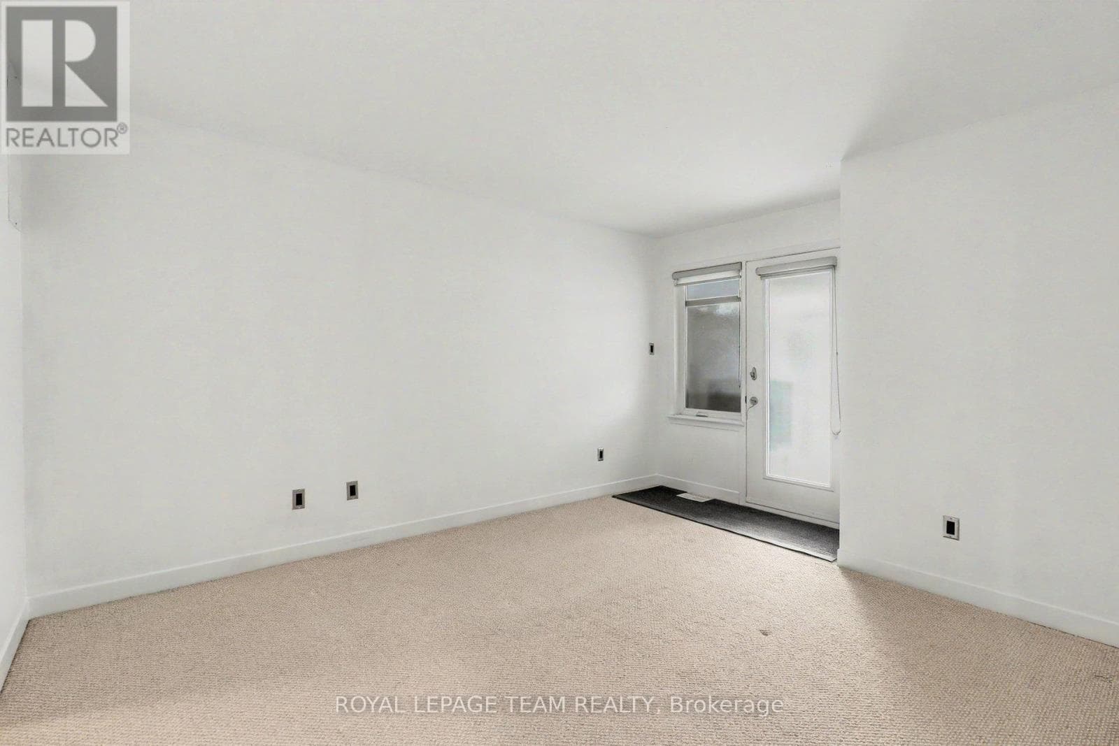 Single Family at C- 418 NEPEAN Street, Ottawa, Ontario - Photo 9 - RE/MAX Garden City Realty