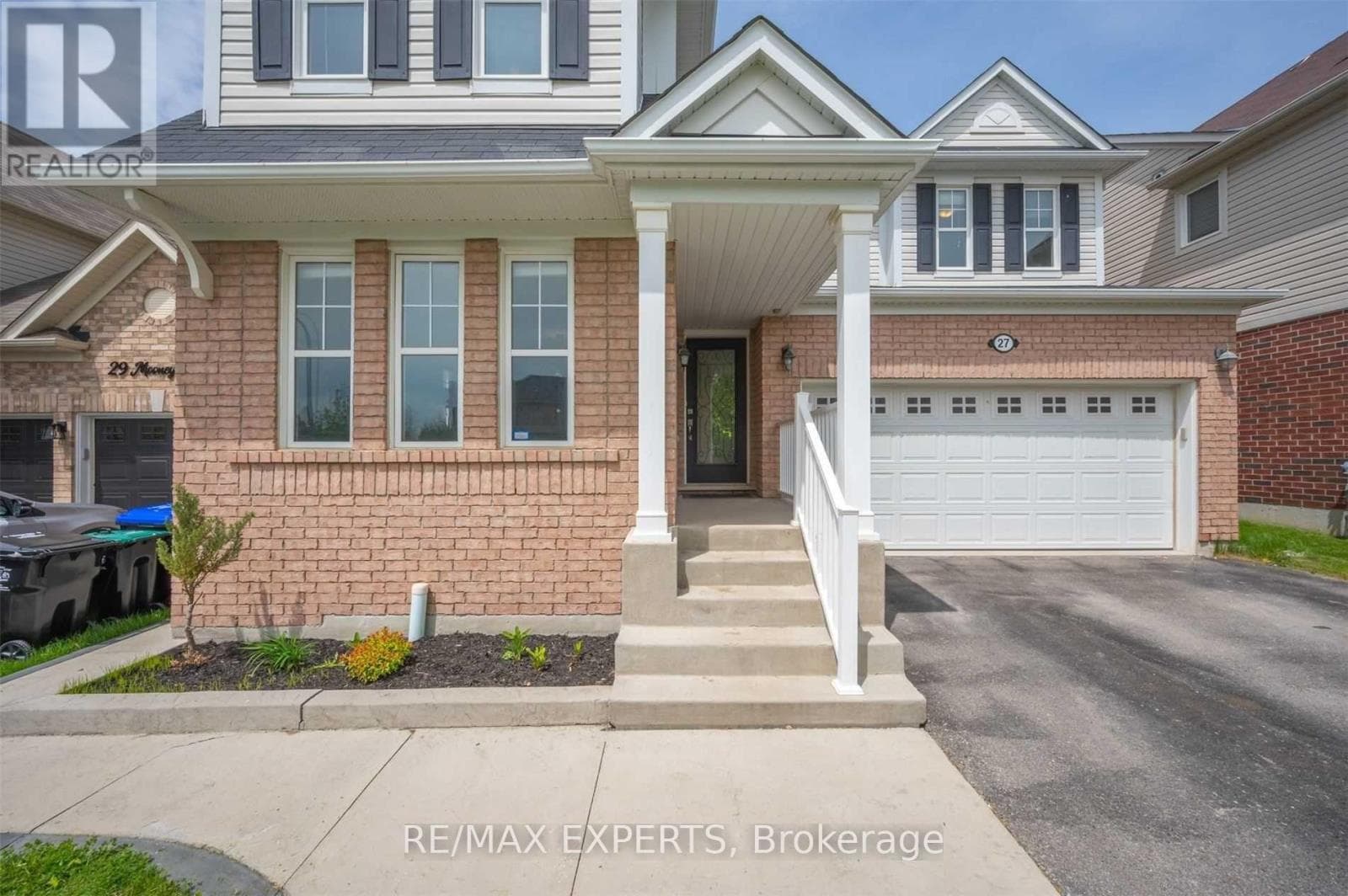 Single Family at 27 Mooney Trail, New Tecumseth (Alliston), Ontario - Photo 4 - RE/MAX Garden City Realty