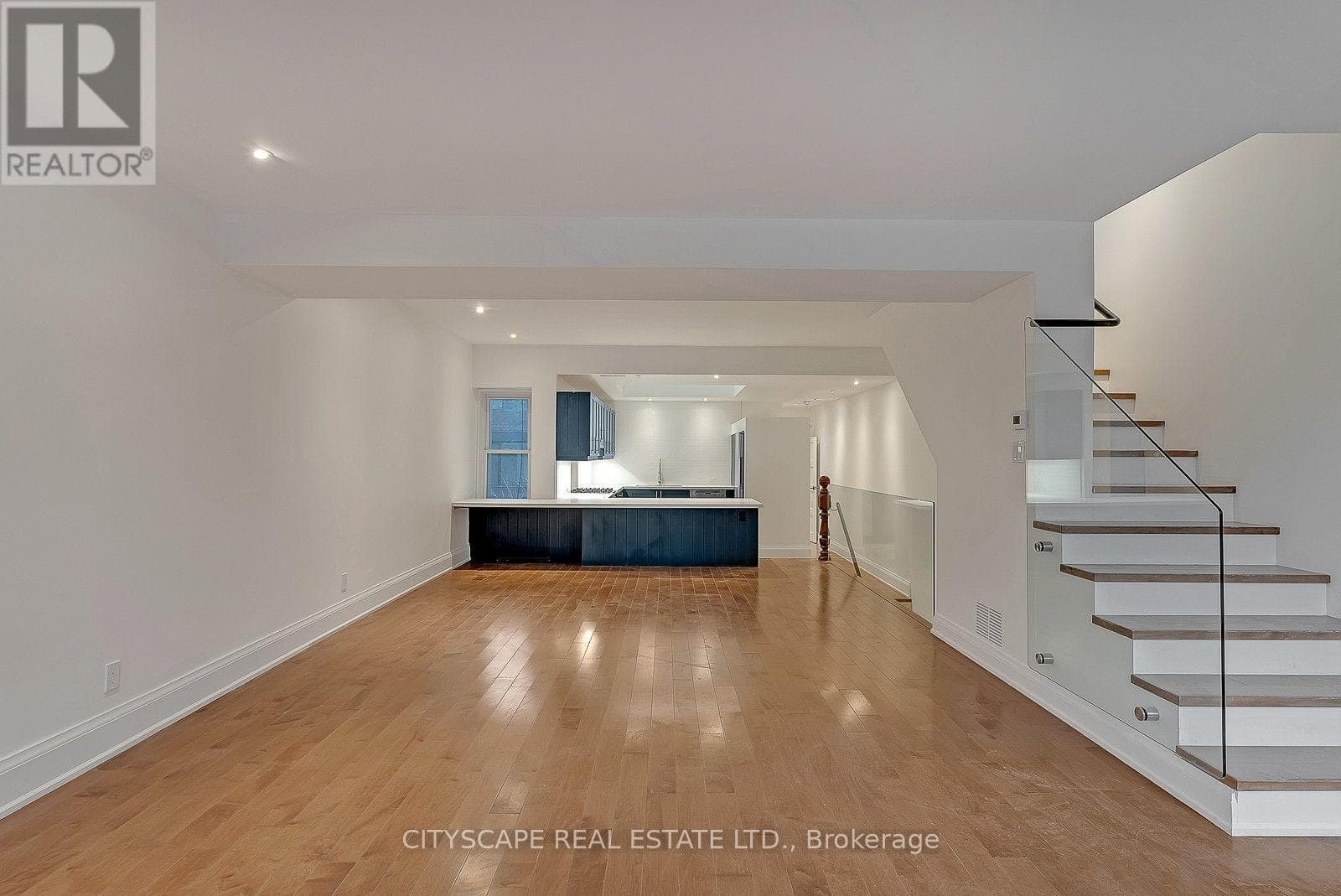 Single Family at #2 Upper- 180 Strachan Avenue, Toronto (Niagara), Ontario - Photo 5 - RE/MAX Garden City Realty