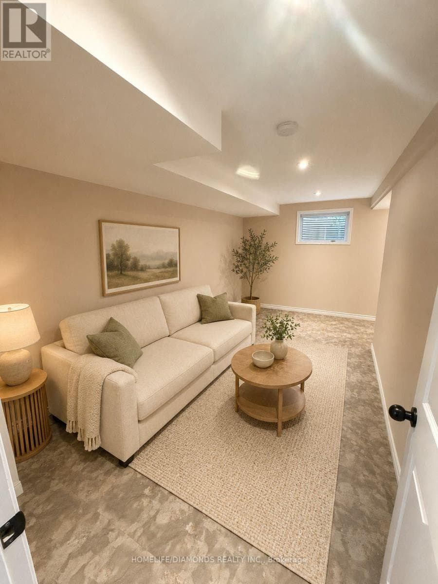 Single Family at MAIN- 120 NORTHGATE Drive, Welland (N. Welland), Ontario - Photo 5 - RE/MAX Garden City Realty