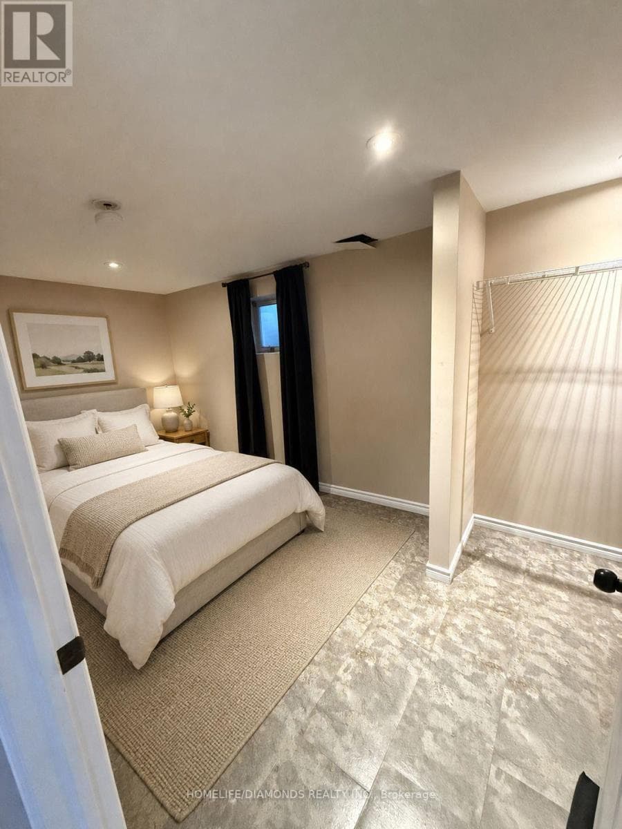 Single Family at LOWER- 120 NORTHGATE Drive, Welland (N. Welland), Ontario - Photo 4 - RE/MAX Garden City Realty