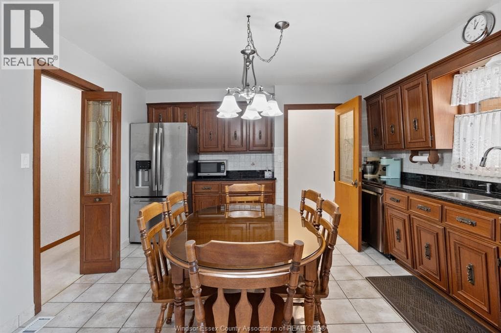 Single Family at 1459 PARTINGTON Avenue, Windsor, Ontario - Photo 10 - RE/MAX Garden City Realty