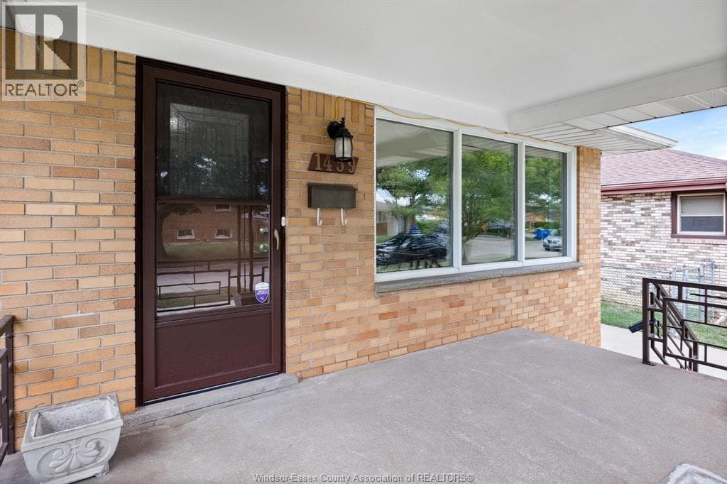 Single Family at 1459 PARTINGTON Avenue, Windsor, Ontario - Photo 3 - RE/MAX Garden City Realty