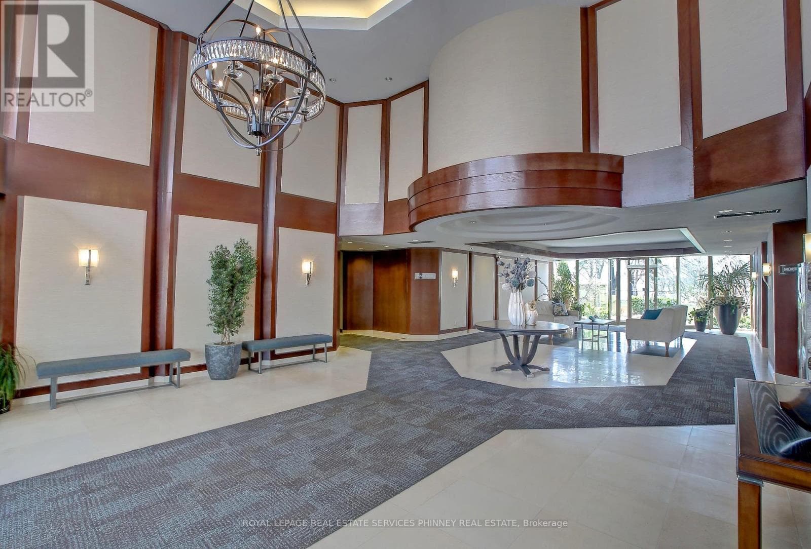 Single Family at 802- 2267 Lake Shore Boulevard, Toronto (Mimico), Ontario - Photo 2 - RE/MAX Garden City Realty