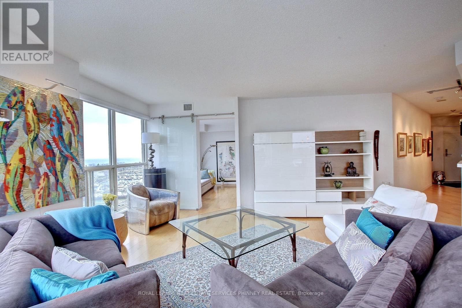 Single Family at 802- 2267 Lake Shore Boulevard, Toronto (Mimico), Ontario - Photo 4 - RE/MAX Garden City Realty