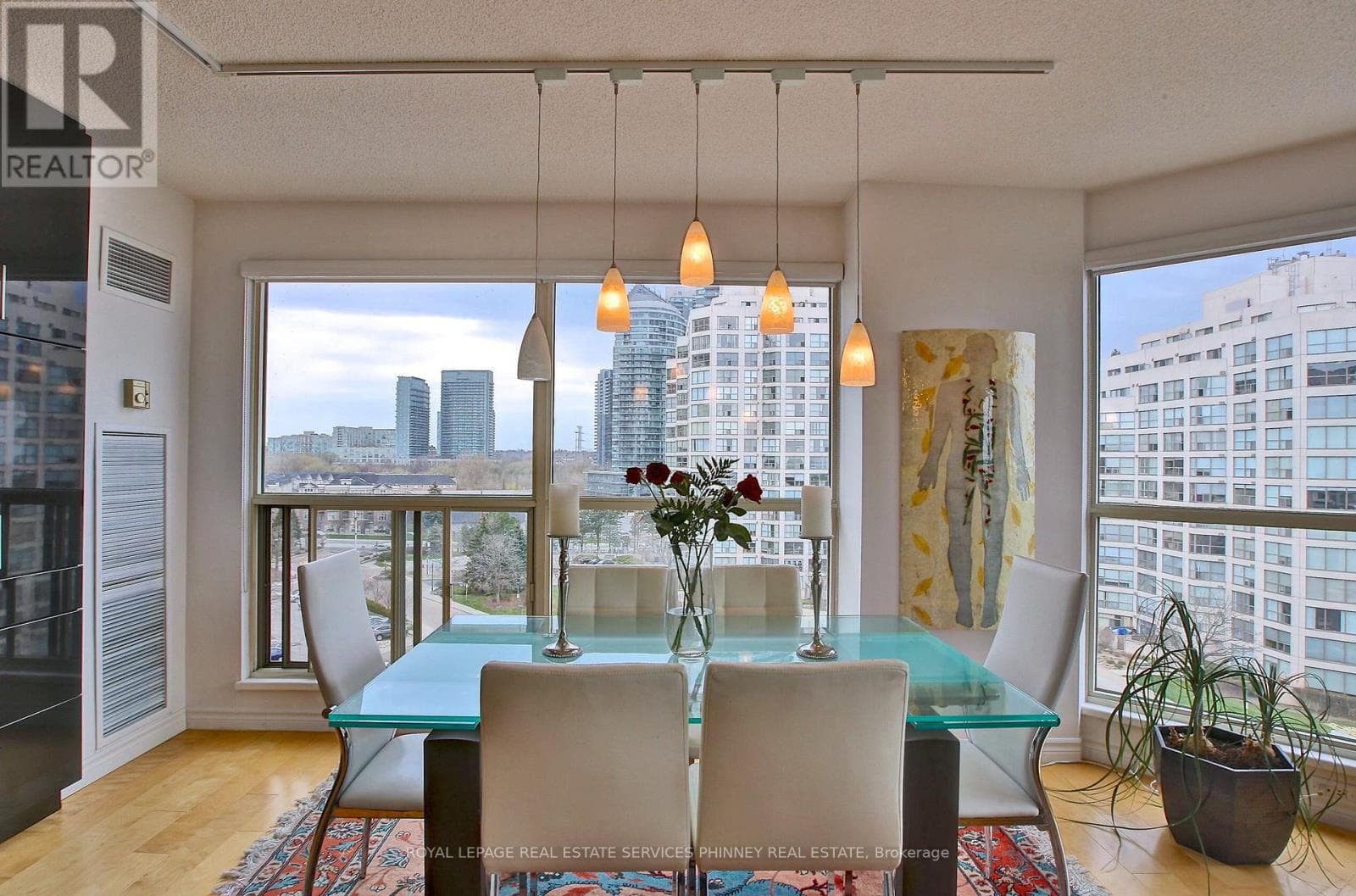 Single Family at 802- 2267 Lake Shore Boulevard, Toronto (Mimico), Ontario - Photo 8 - RE/MAX Garden City Realty