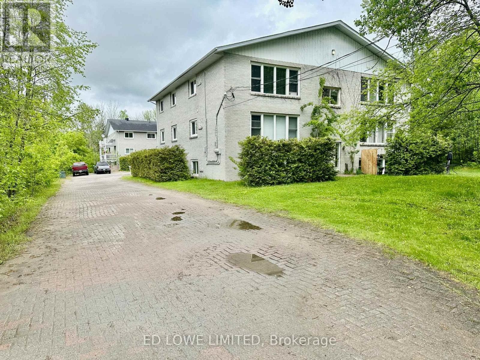25 Kitchen Road