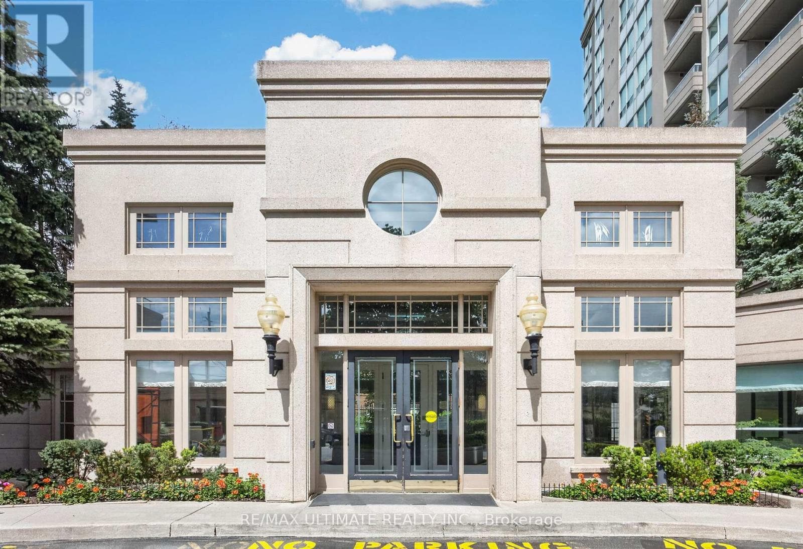 808- 8 Covington Road