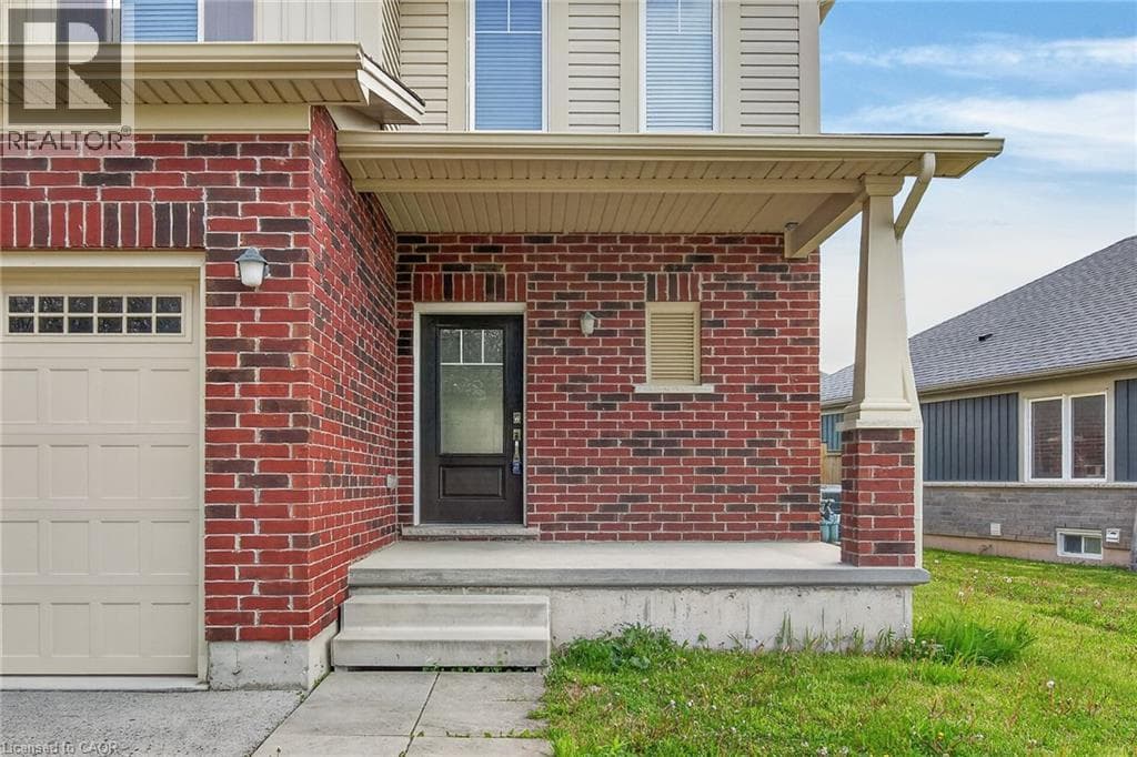 Single Family at 9 WINTERBERRY Boulevard, Thorold, Ontario - Photo 2 - RE/MAX Garden City Realty