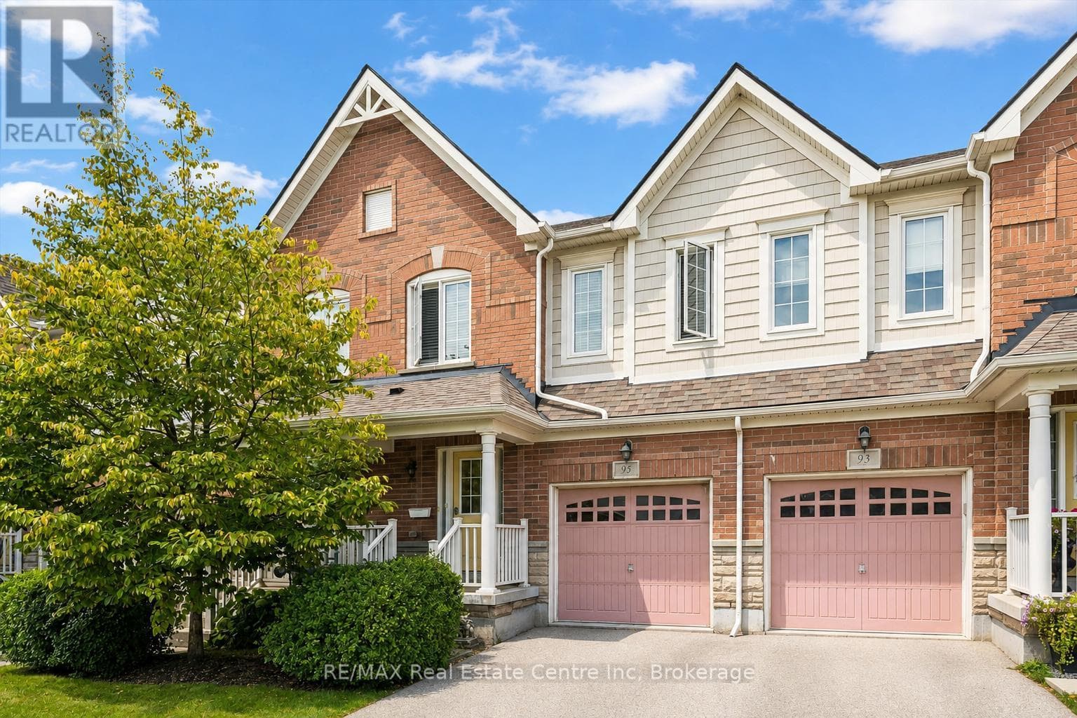 95- 1035 Victoria Road