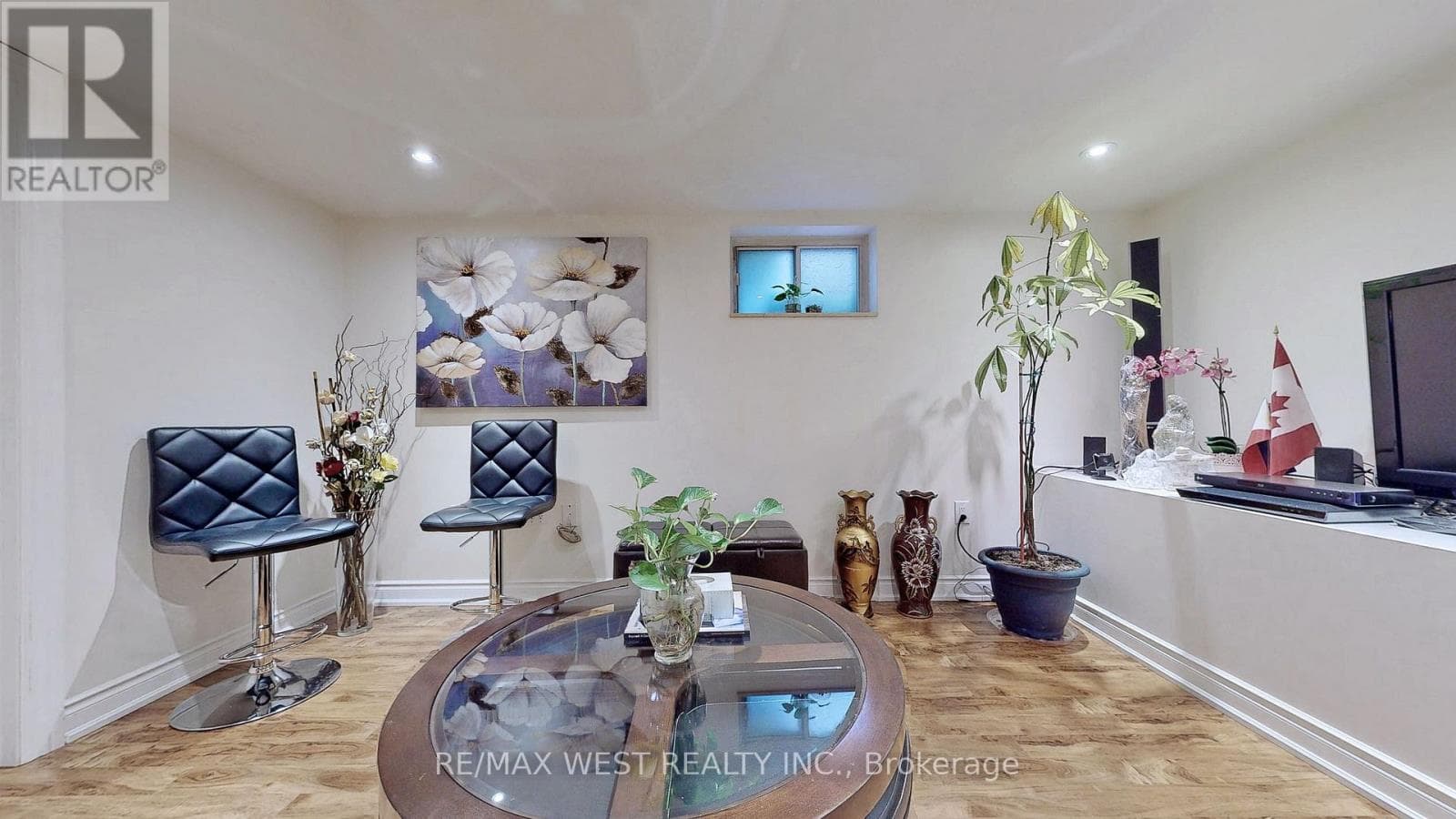 Single Family at BSMT- 139 Ranee Avenue, Toronto (Englemount-Lawrence), Ontario - Photo 8 - RE/MAX Garden City Realty