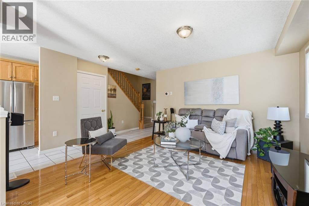 Single Family at 644 LANGLAW Drive, Cambridge, Ontario - Photo 10 - RE/MAX Garden City Realty