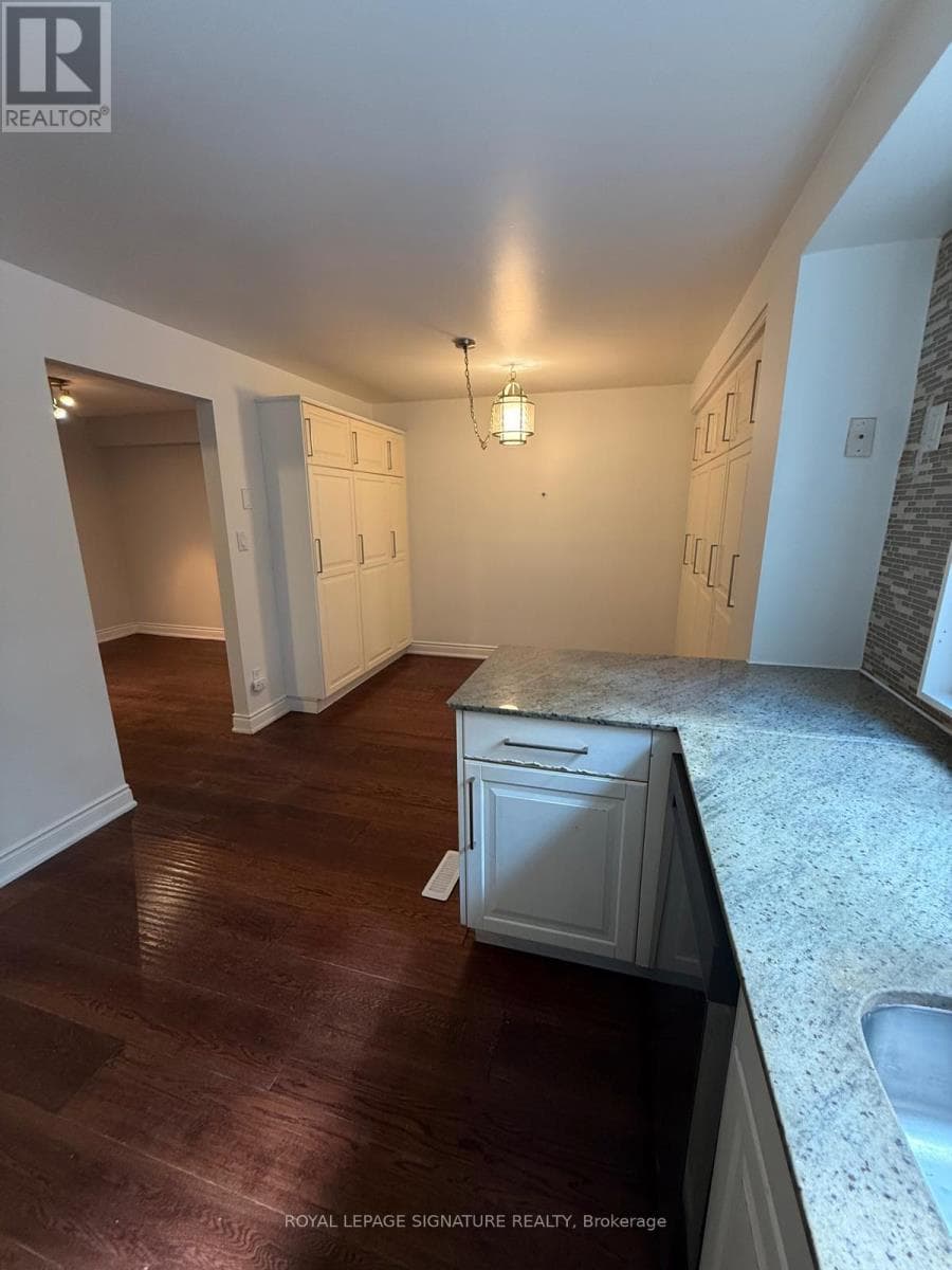 Single Family at 24- 4230 Fieldgate Drive, Mississauga (Rathwood), Ontario - Photo 10 - RE/MAX Garden City Realty