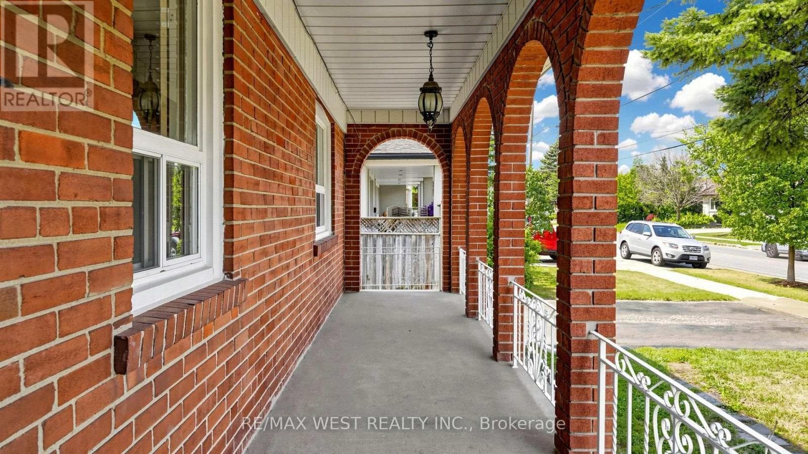 Single Family at Main Floor- 139 Ranee Avenue, Toronto (Englemount-Lawrence), Ontario - Photo 6 - RE/MAX Garden City Realty