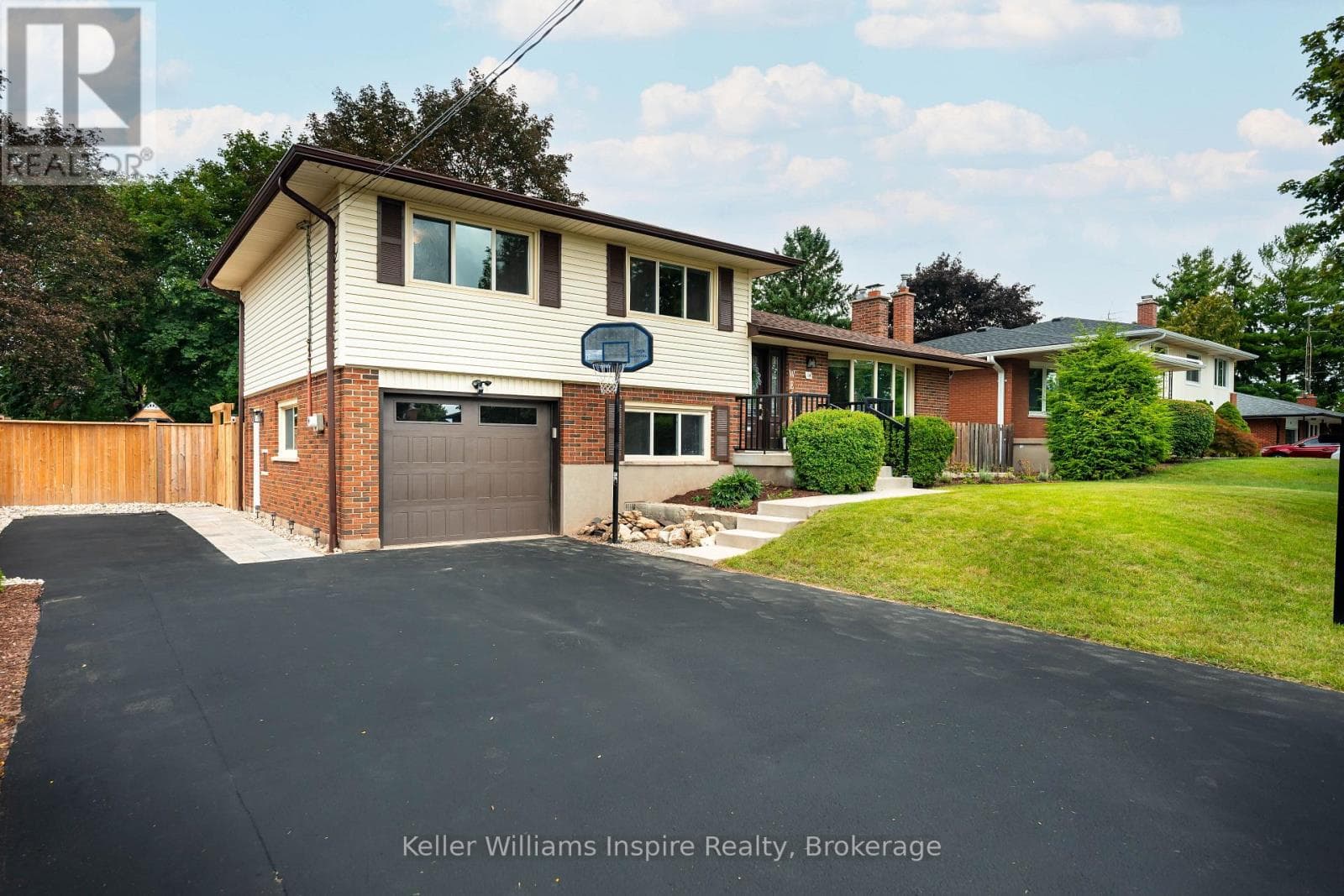 14 CHELTONWOOD AVE.