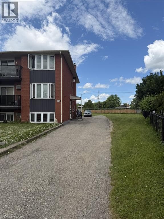 Multi-family at 26 CARNABY Crescent, Kitchener, Ontario - Photo 3 - RE/MAX Garden City Realty