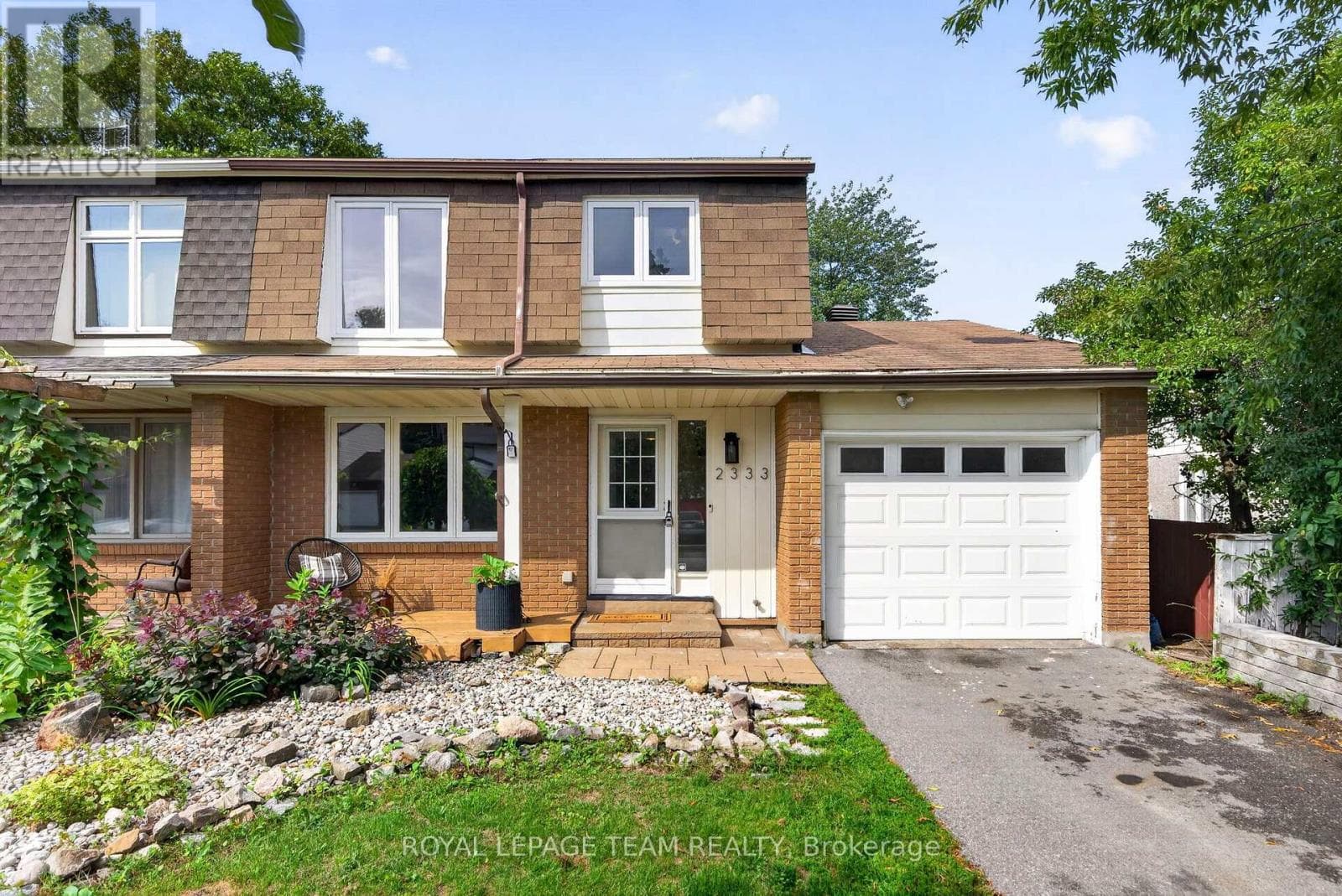 2333 Cotters Crescent