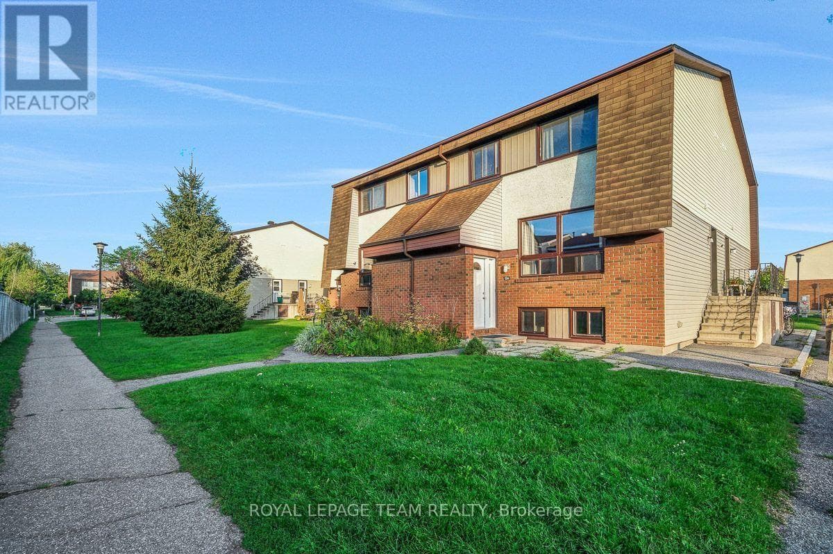 100- 13 Woodvale Green Drive