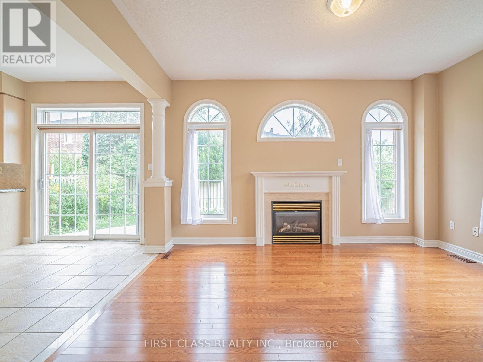 Single Family at 2507 Nichols Drive, Oakville (WC Wedgewood Creek), Ontario - Photo 10 - RE/MAX Garden City Realty