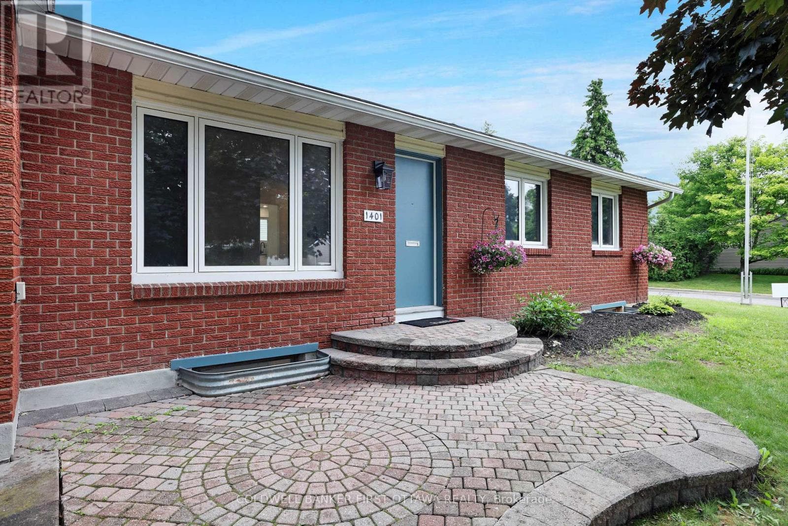 1401 Metz Crescent